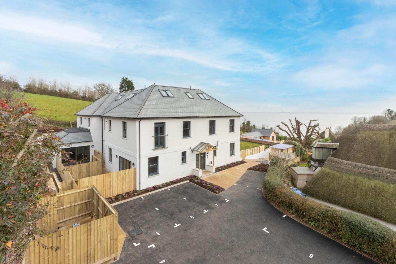 Stunning Coastal In Maidencombe With Sea Views & Garden Stokeinteignhead